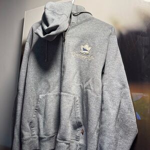 Vintage cottage hugger zip up